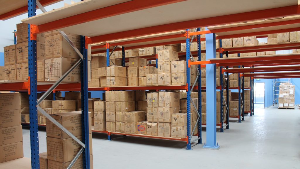 What is the Best Storage System for Industrial Warehouses?