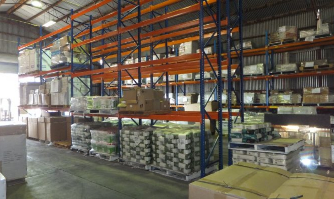 Who Supplies Heavy Duty Pallet Racking Suitable For Storing Pallets Of Tiles
